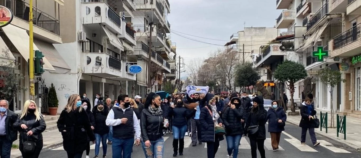 «Καζάνι που βράζει η Θεσσαλονίκη - Νέα συγκέντρωση και πορείες των κατοίκων: «Σταματήστε το lockdown εδώ και τώρα»
